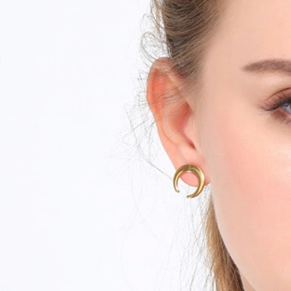 Makayla • Crescent Moon Stud Earrings - Picture 4 of 7